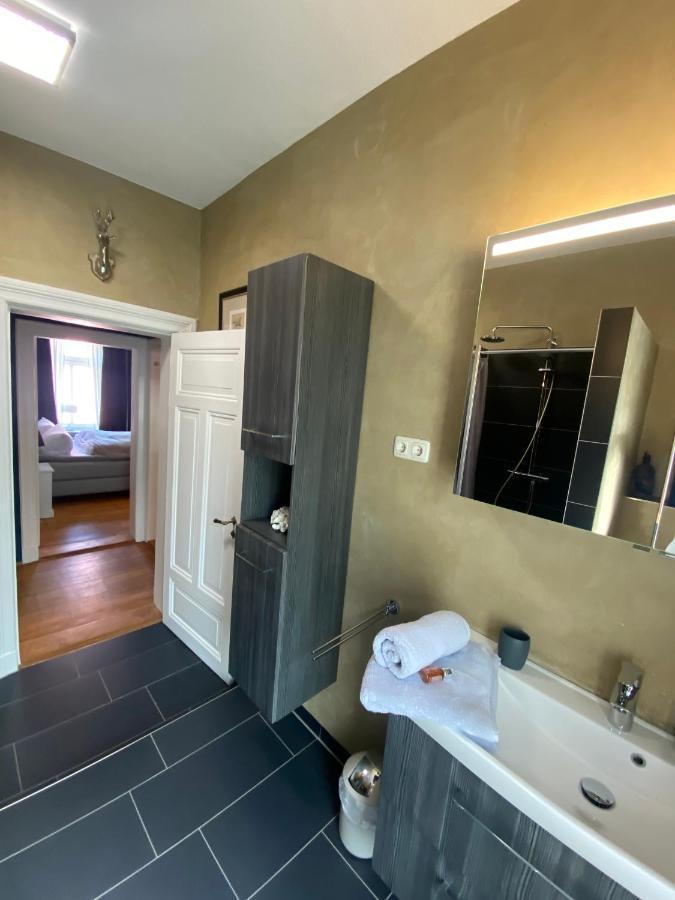 Appartement Deluxe Altbaucharme In Zentraler Lage Kiel