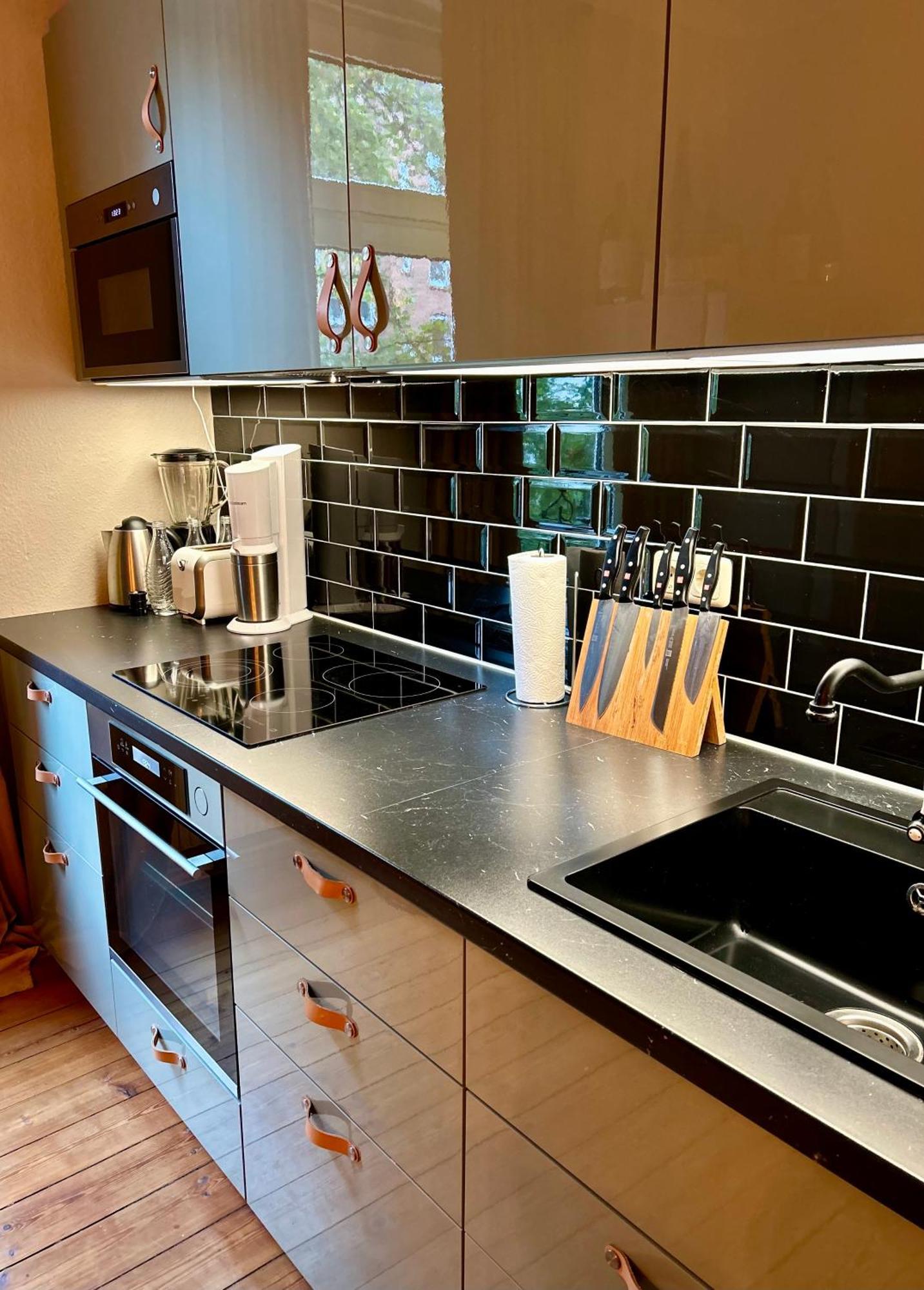 Appartement Deluxe Altbaucharme In Zentraler Lage